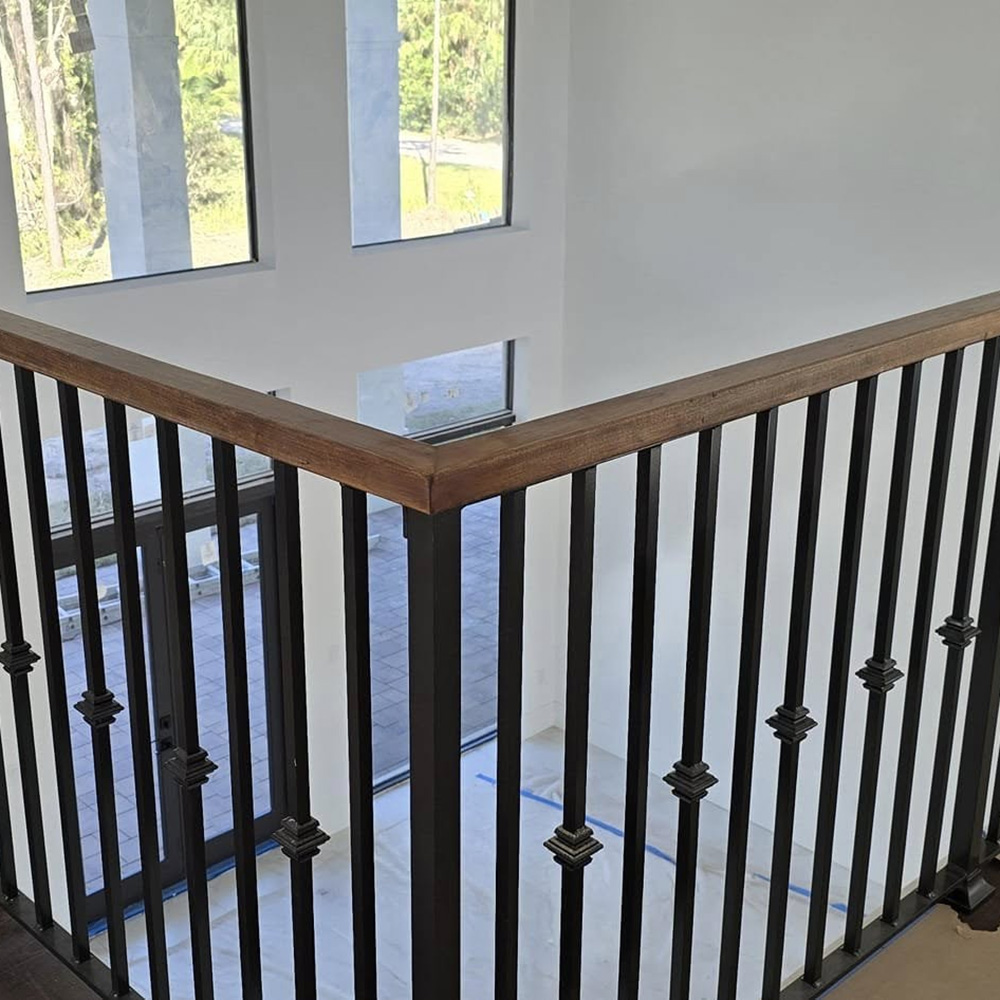 alüminyum korkuluk,camlı korkuluk,ferforje,korkuluk,pleksi korkuluk,cam balkon