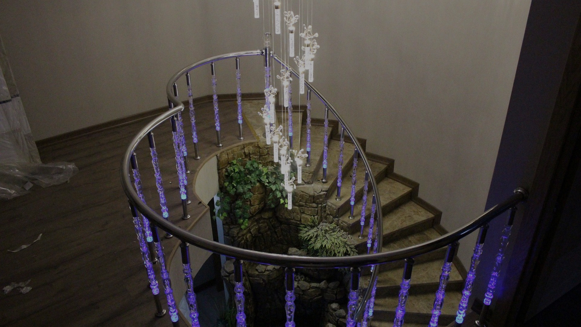 alüminyum korkuluk,camlı korkuluk,ferforje,korkuluk,pleksi korkuluk,cam balkon